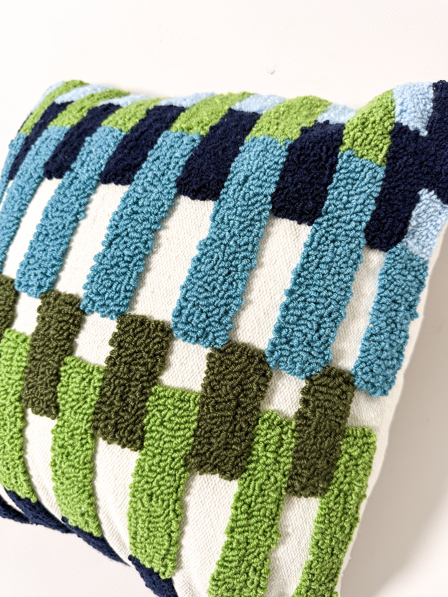 Coastal Weave(punch-needle line)