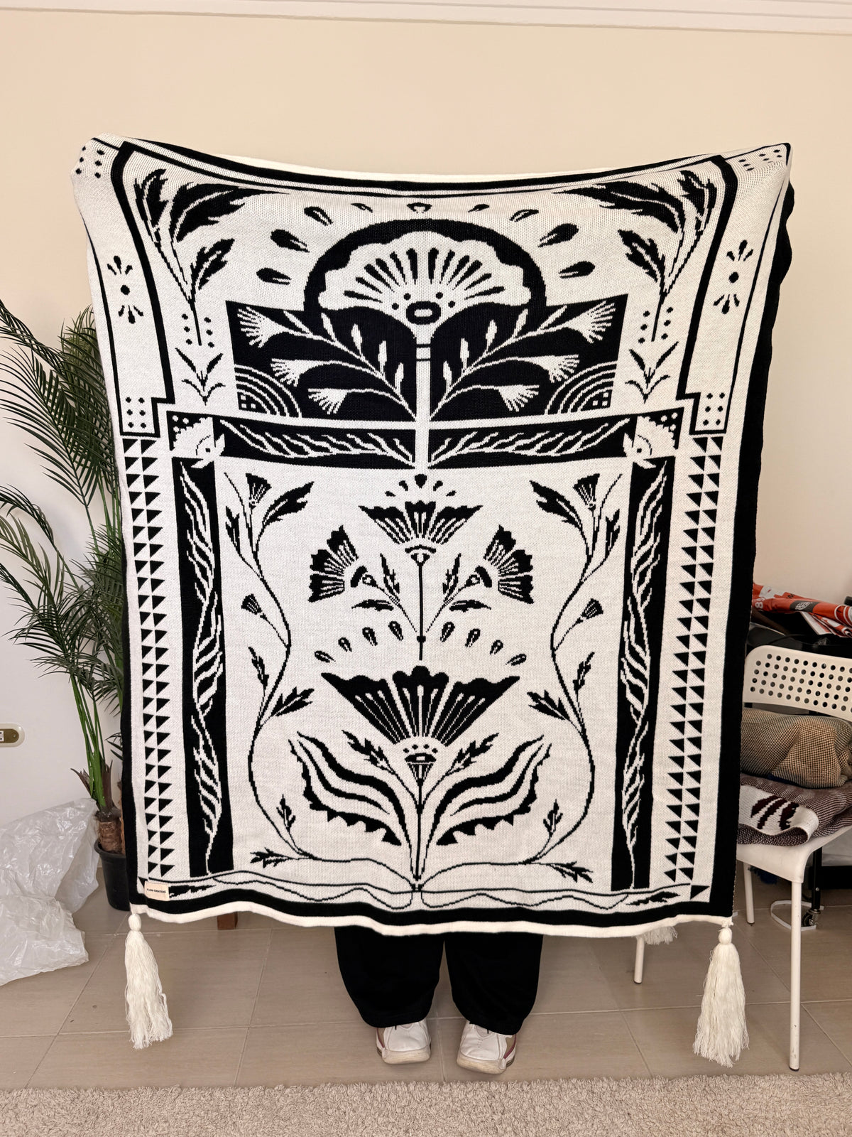 Kemet White-sample sale