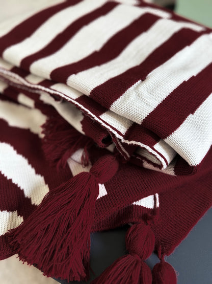 Ruhe Throw Burgundy(double sided design)