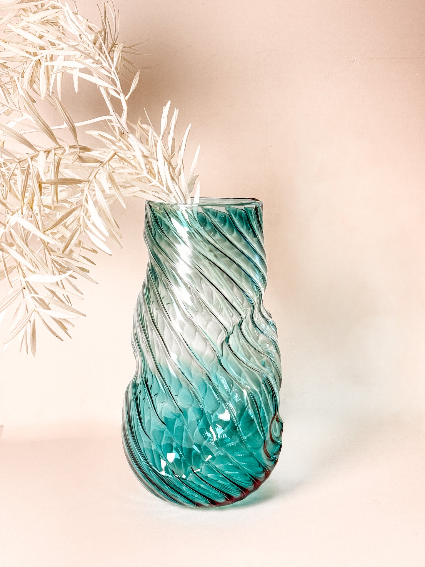Ocean Fade Vase