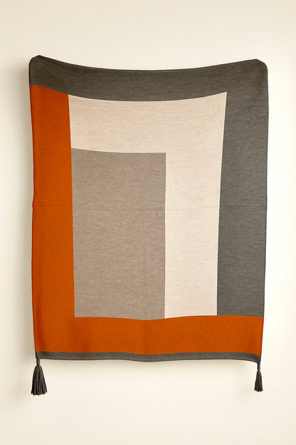 L.Throw Blanket