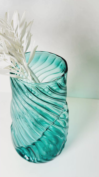 Ocean Fade Vase